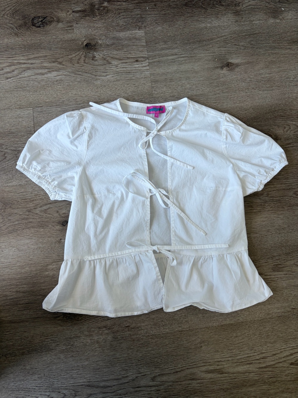 Edikted white tie top